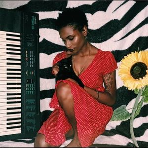 Welcome my dear to Venus Valencies Vintage!